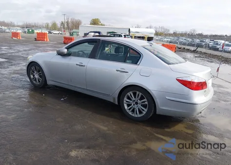 2009 Hyundai Genesis 4.6 z USA, uszkodzony, nr VIN KMHGC46FX9U058448